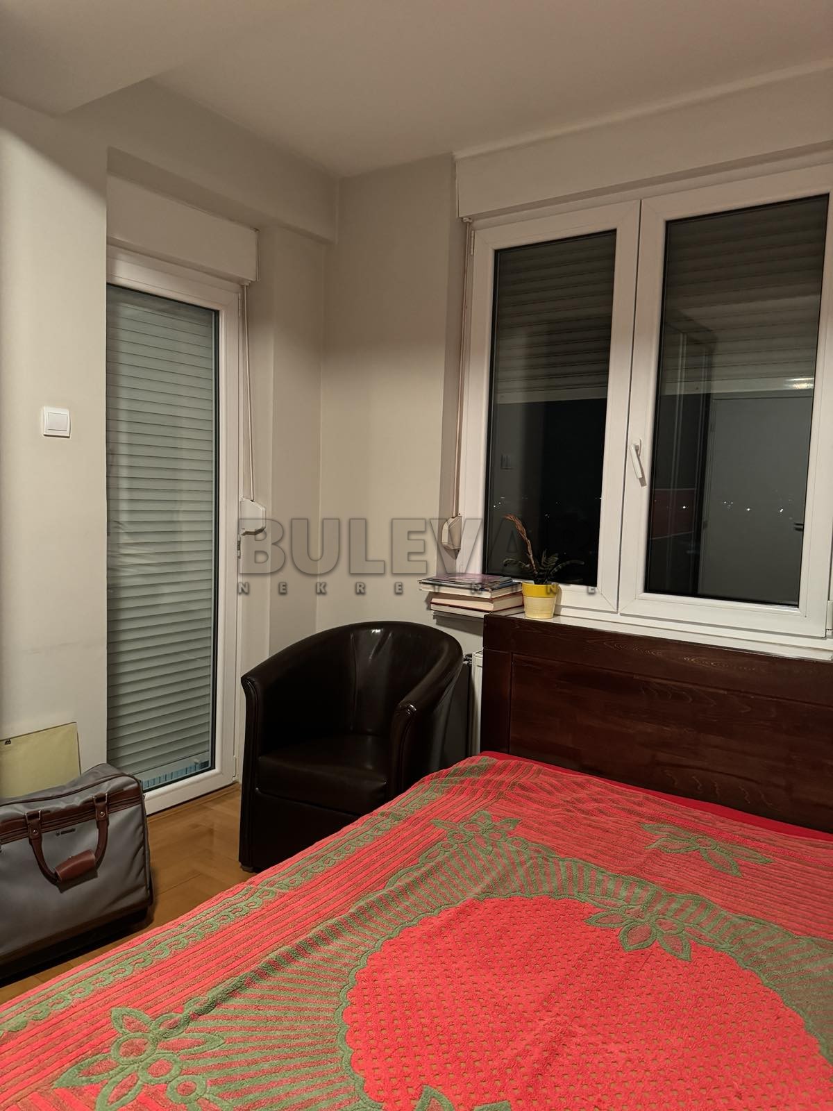 četvorosoban stan, 150 m2, Ćele kula, Romanijska ID: p-014153 19