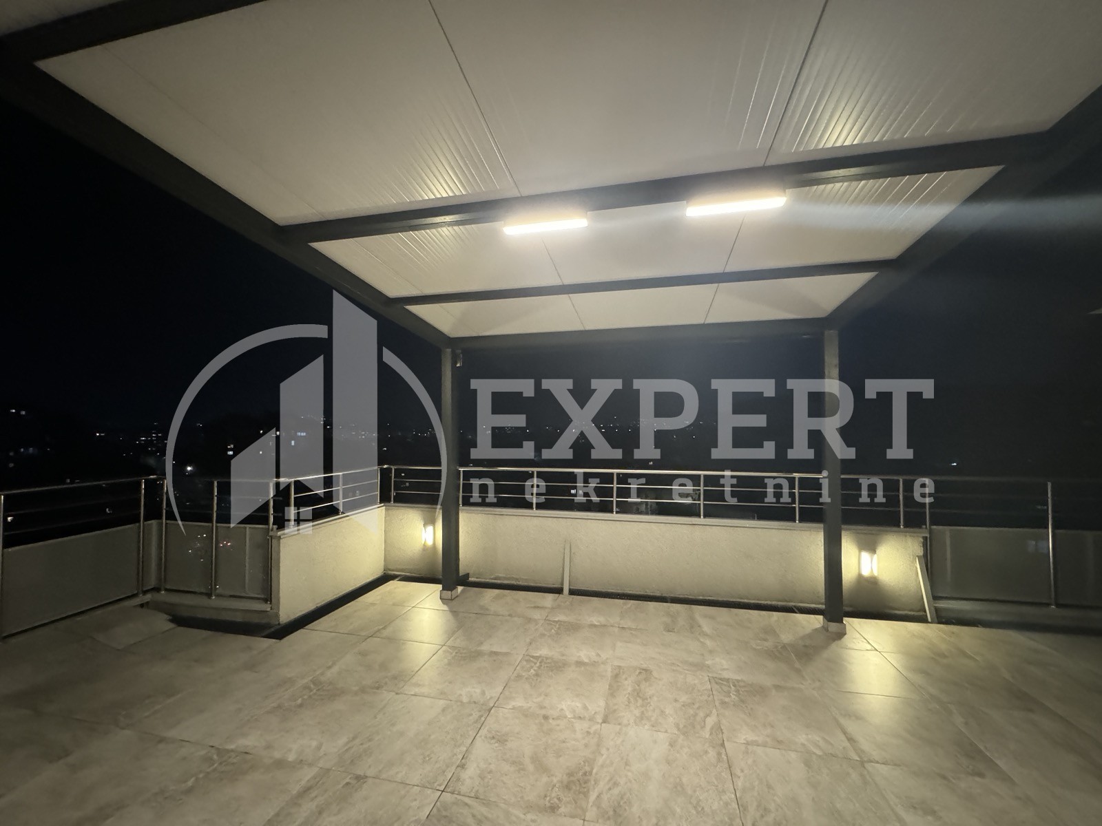 četvorosoban stan, 150 m2, Ćele kula, Romanijska ID: p-014153 7