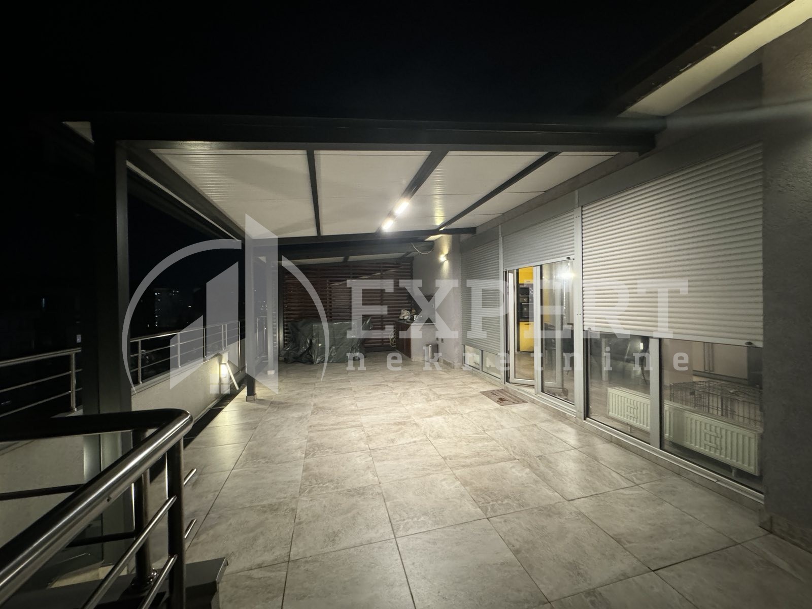 četvorosoban stan, 150 m2, Ćele kula, Romanijska ID: p-014153 8