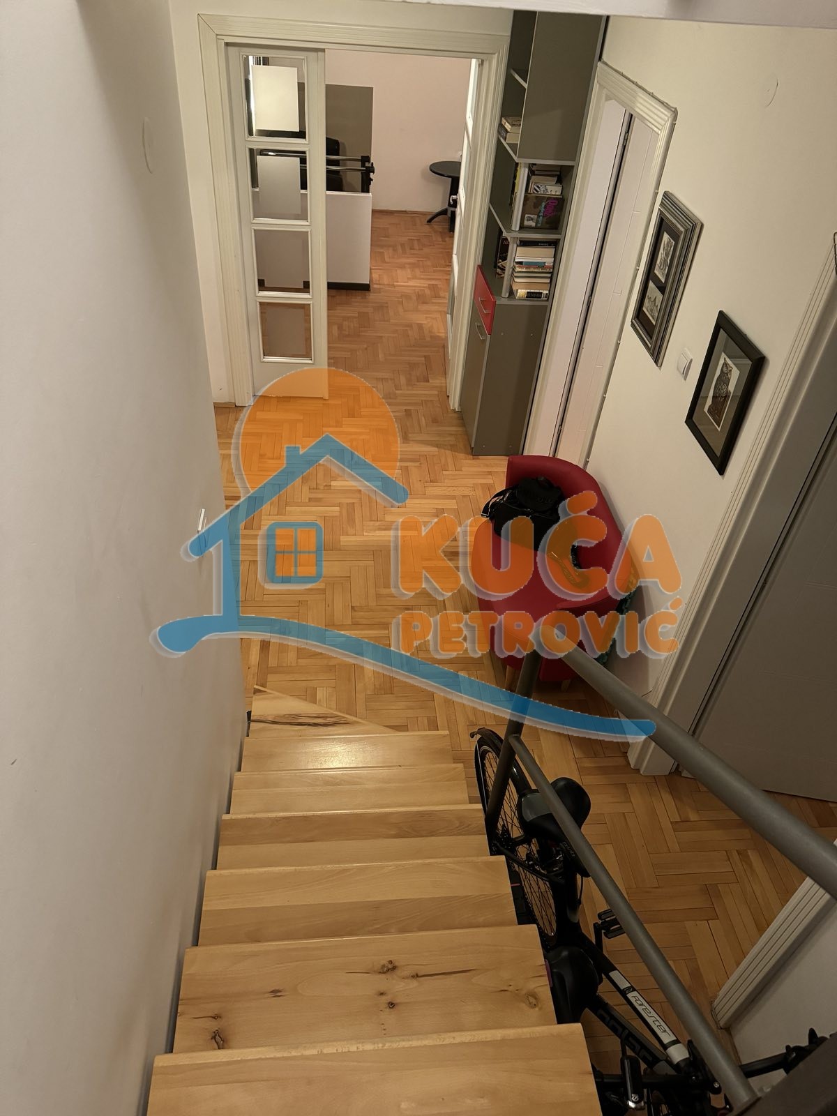 četvorosoban stan, 150 m2, Ćele kula, Romanijska ID: p-014153 13