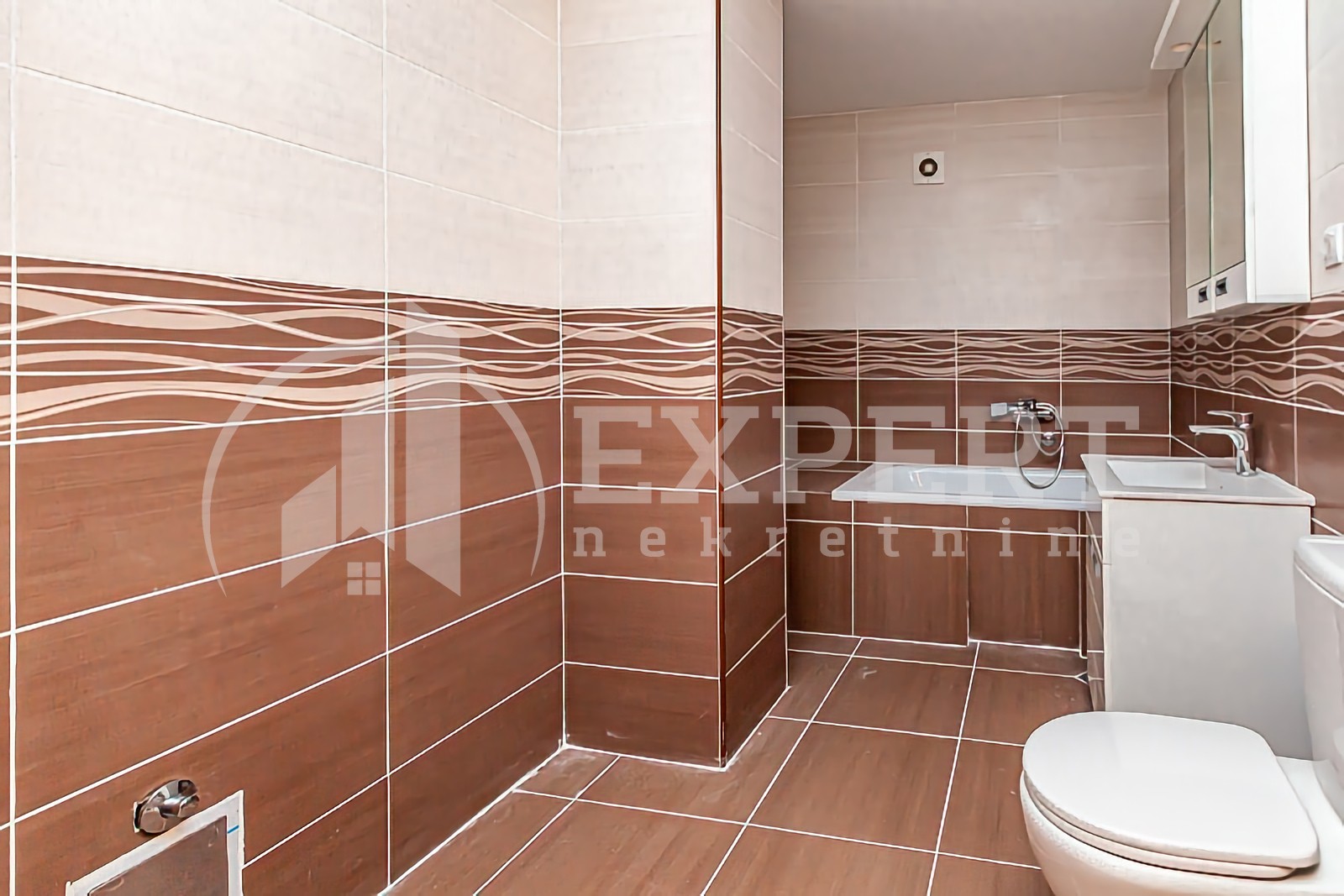 četvorosoban stan, 99 m2, Palilula, Zetska ID: p-014132 14