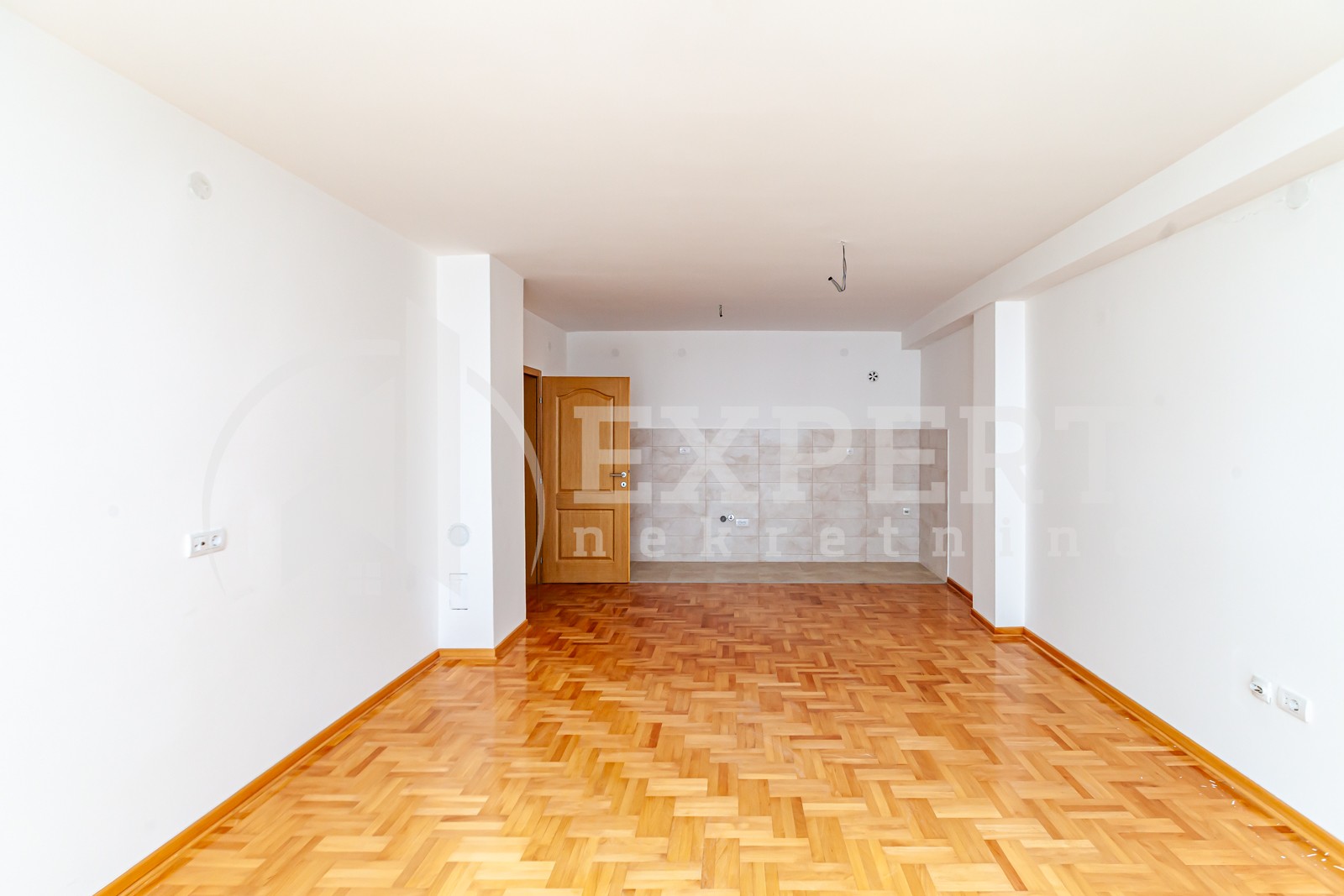 četvorosoban stan, 99 m2, Palilula, Zetska ID: p-014132 2