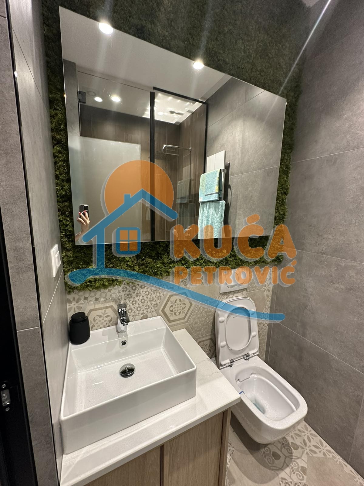 Jednosoban stan, 37 m2, Centar, Jeronimova ID: i-09202 6