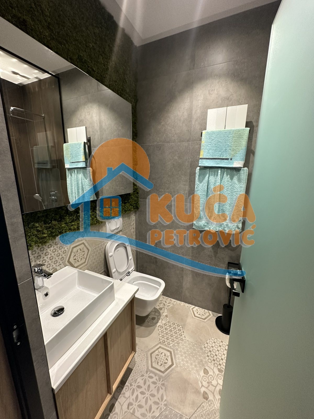 Jednosoban stan, 37 m2, Centar, Jeronimova ID: i-09202 7