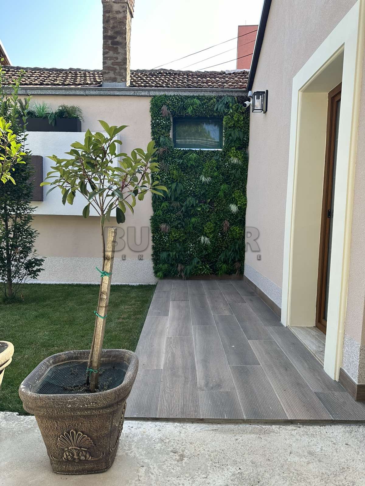 Jednosoban stan, 37 m2, Centar, Jeronimova ID: i-09202 8