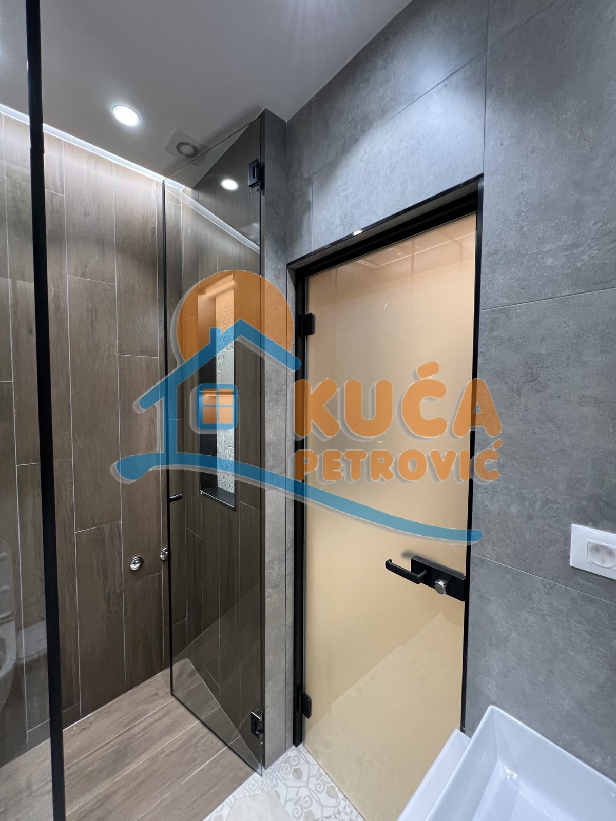 Jednosoban stan, 37 m2, Centar, Jeronimova ID: i-09202 18