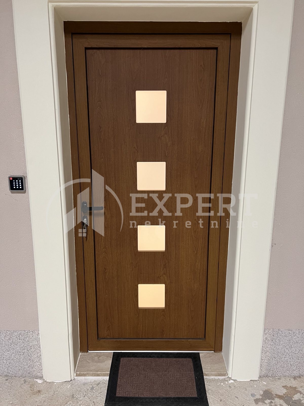 Jednosoban stan, 37 m2, Centar, Jeronimova ID: i-09202 21