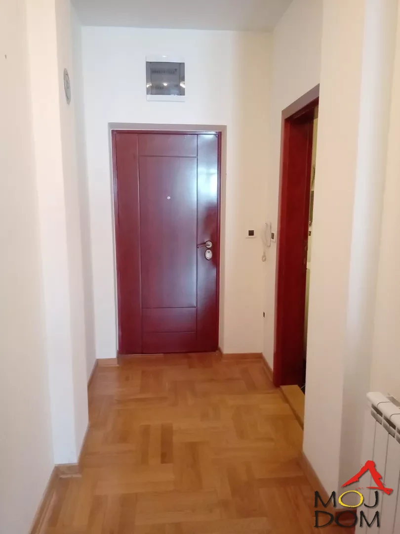 Stan,NOVI SAD,BULEVAR,kv: 51, € 194650, ID: 1030554 8