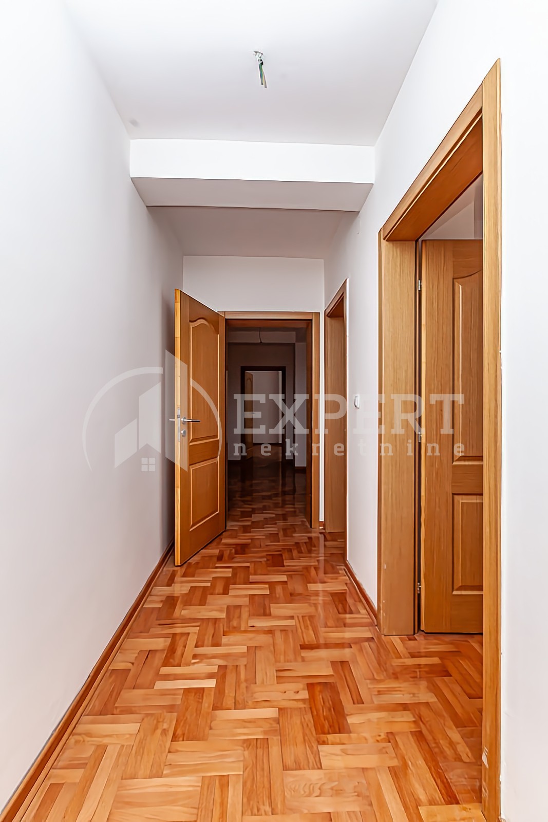 Trosoban stan, 99 m2, Palilula, Zetska ID: p-014131 13