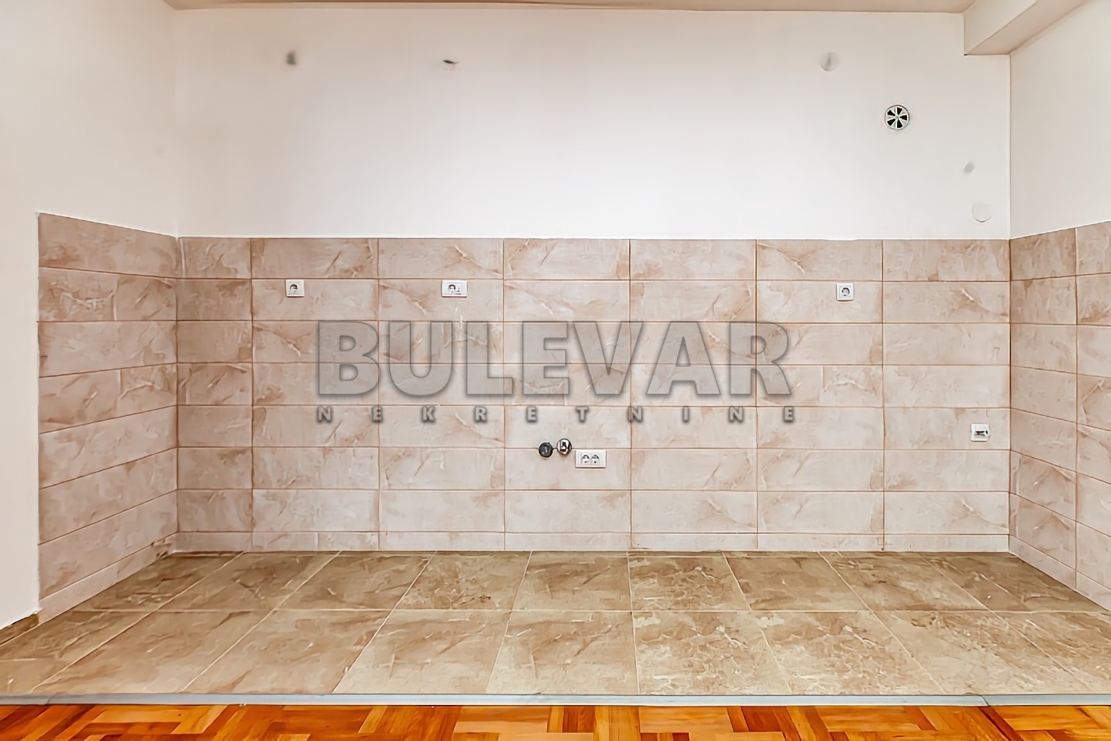 četvorosoban stan, 99 m2, Palilula, Zetska ID: p-014132 3