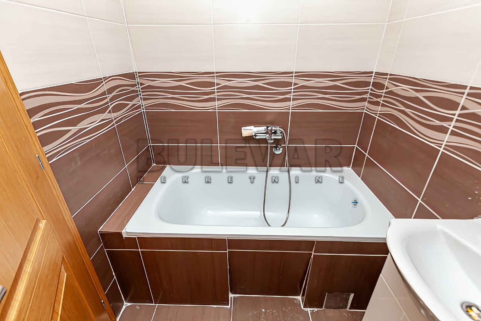 četvorosoban stan, 99 m2, Palilula, Zetska ID: p-014132 6