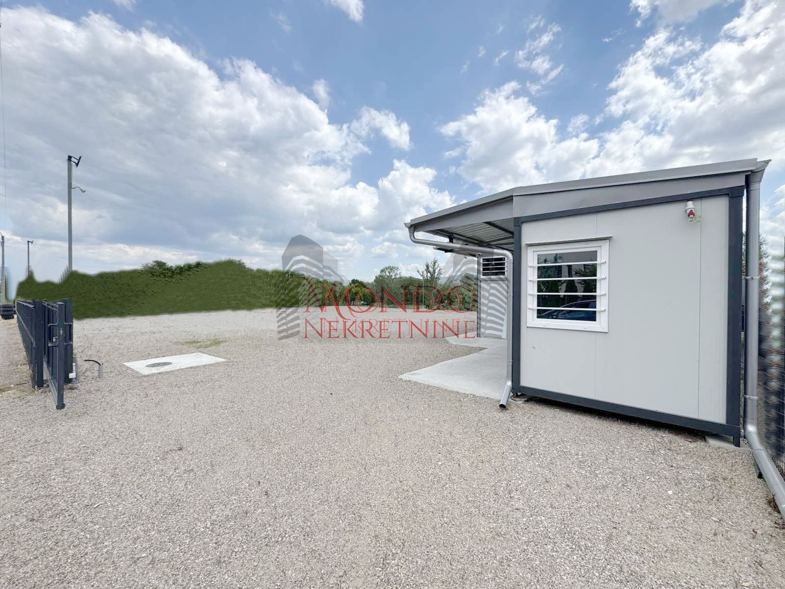 Na prodaju plac u Donjoj Vrezini u blizini Vrezinskog bazena 4