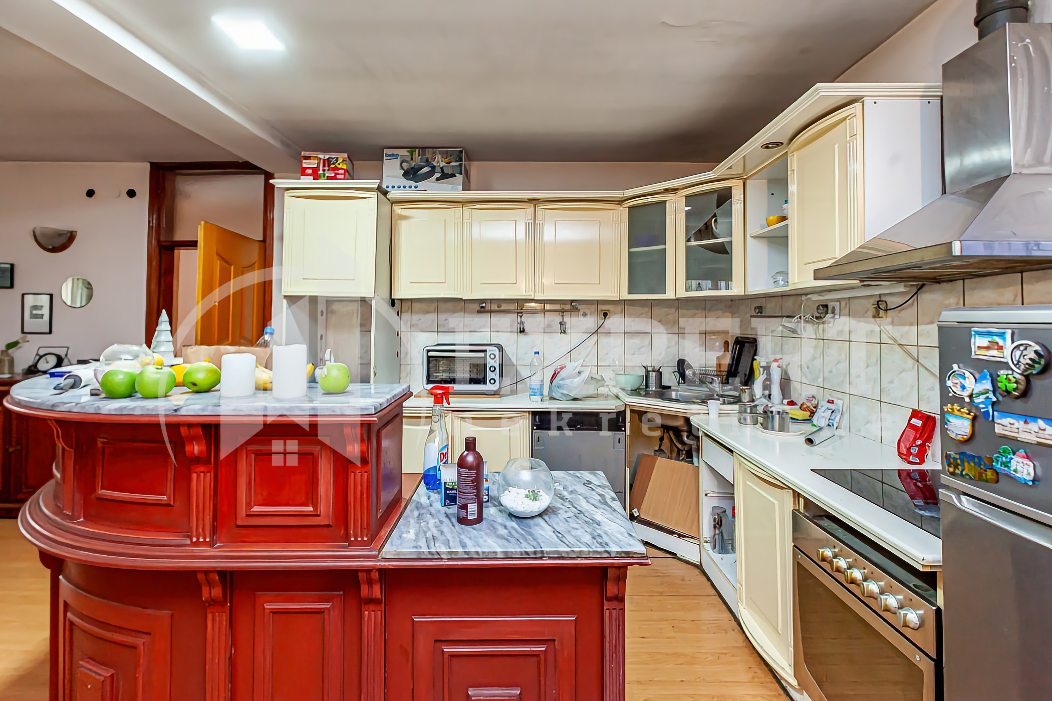 Lokal, 345 m2, Crveni krst, Bulevar 12. februar ID: p-014164 2