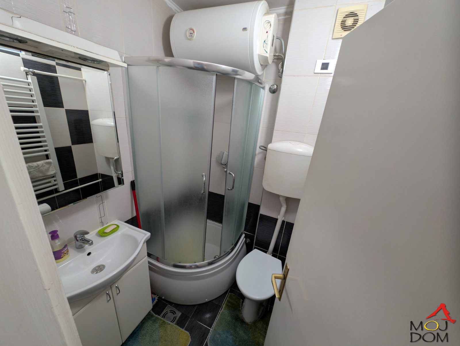 Stan,NOVI SAD,STANICA,kv: 29, € 89600, ID: 1030537 7