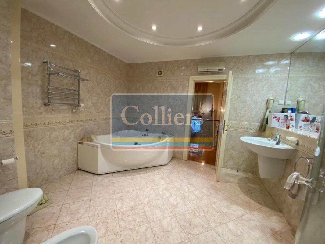 Stari grad, Dorćol, Gospodar Jevremova, 4.0, 192.00m2, 3000 EUR 3