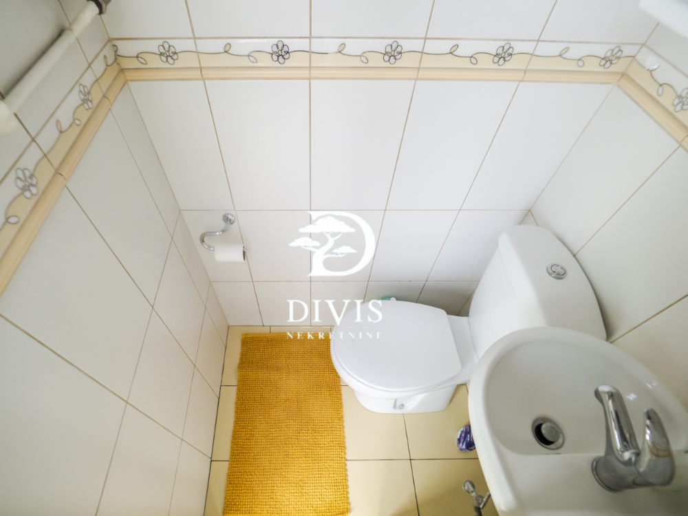 Knez Mihailova  dvosoban salonski stan  60m2 5