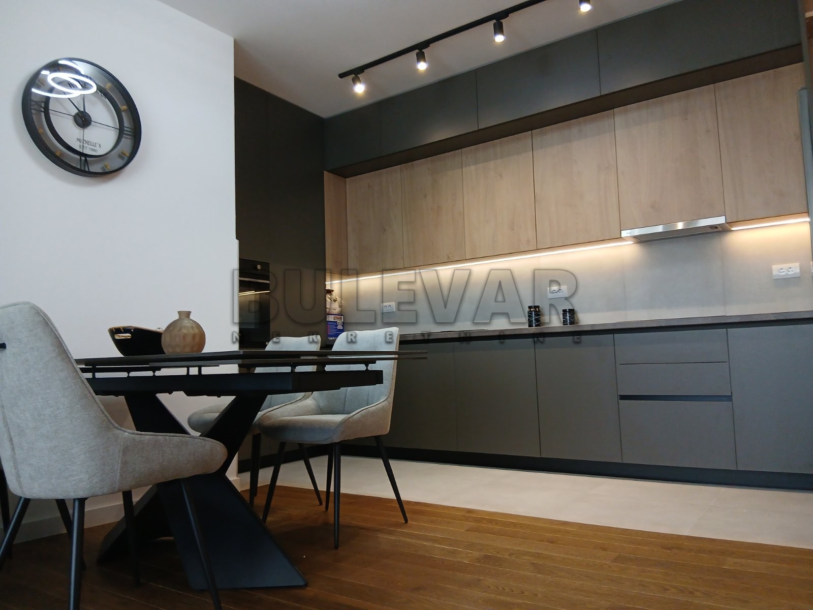 Dvosoban stan, 78 m2, Medijana, Blagoja Parovića ID: i-014151 8