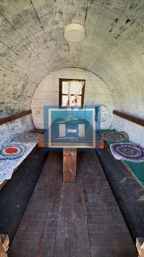 Na prodaju seosko domaćinstvo – dve renovirane kuće na placu od 169.83 ari 5