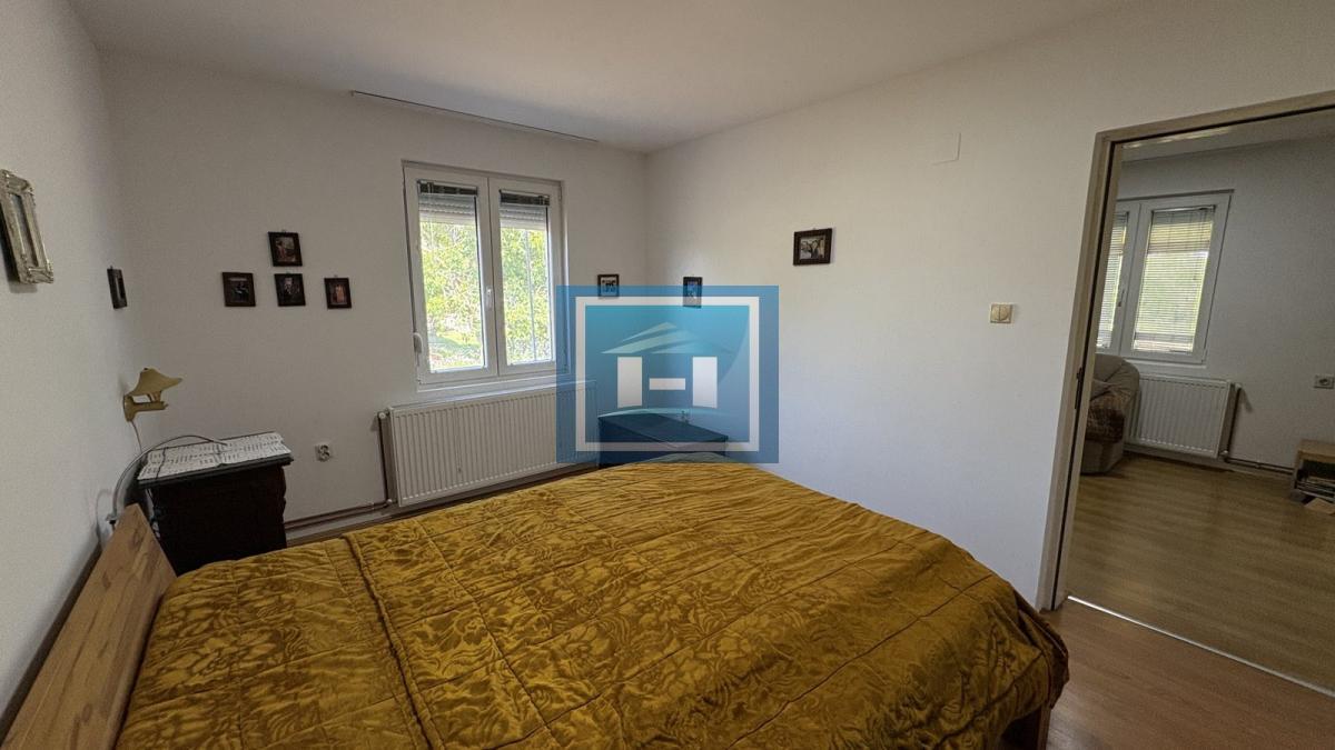 Na prodaju seosko domaćinstvo – dve renovirane kuće na placu od 169.83 ari 18