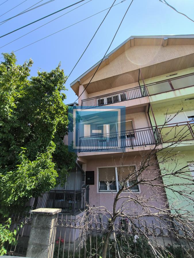 Prava prilika – kuća sa dva sprata, garažom i velikom parcelom – useljiva odmah! 8