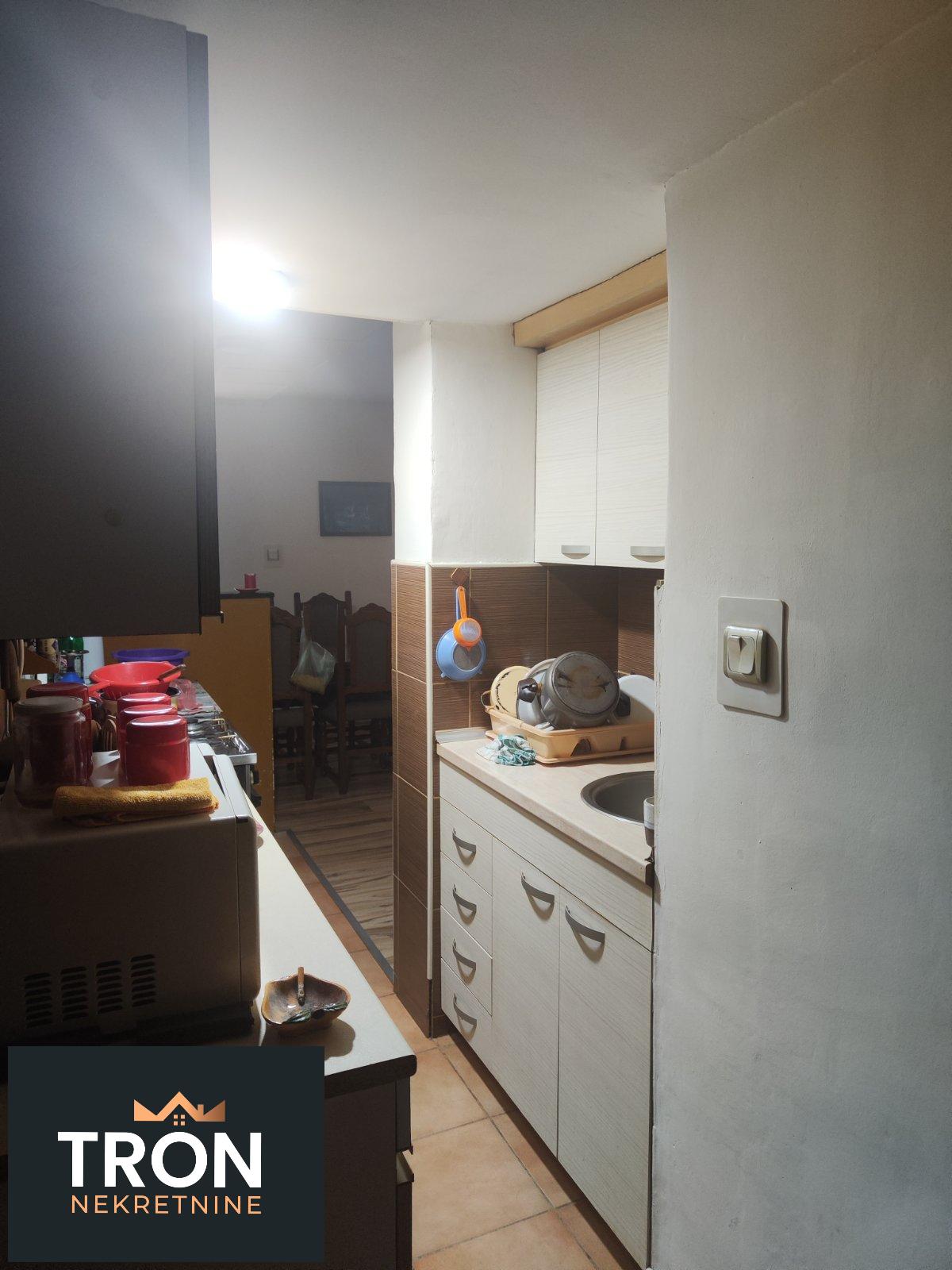 Kuća sa pomoćnim objektom u Lipovi 83m2 4