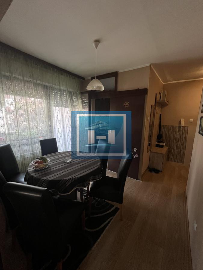 Na prodaju jednoiposoban stan 49m² – Centar Jagodine 8