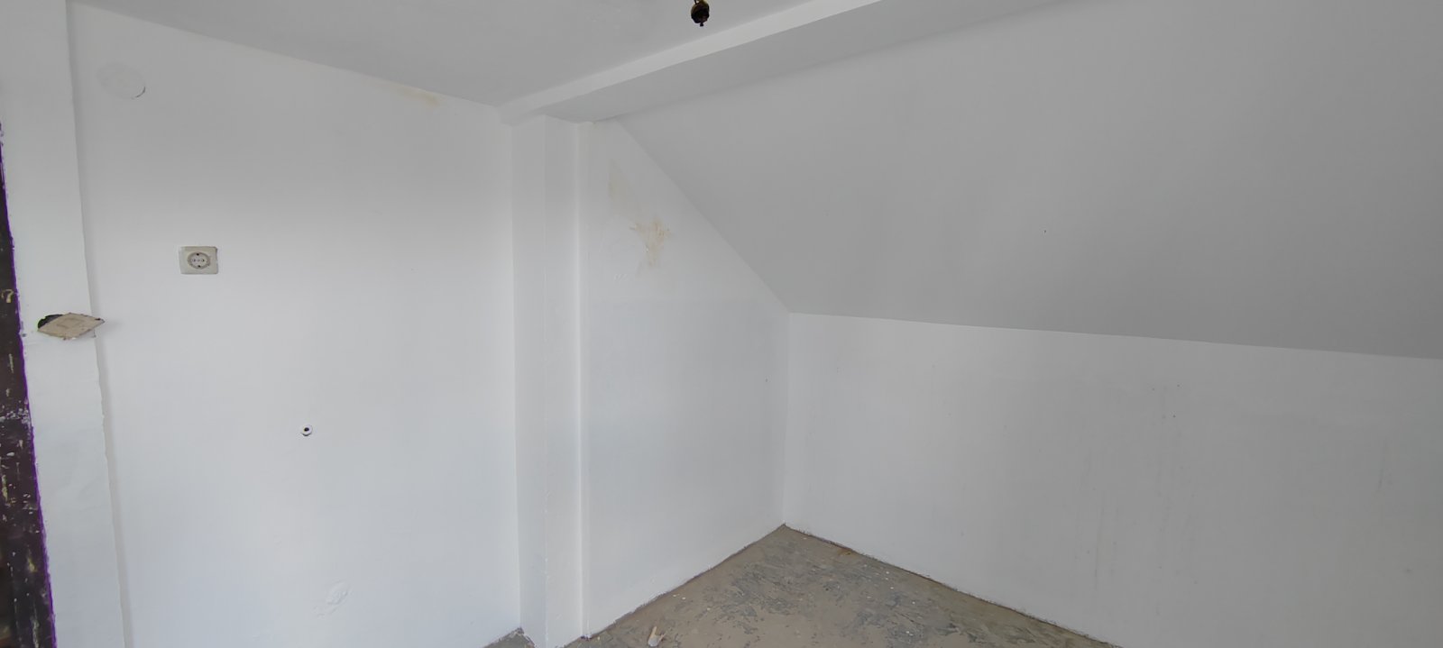 Na prodaju kuca u centru Vranica 5