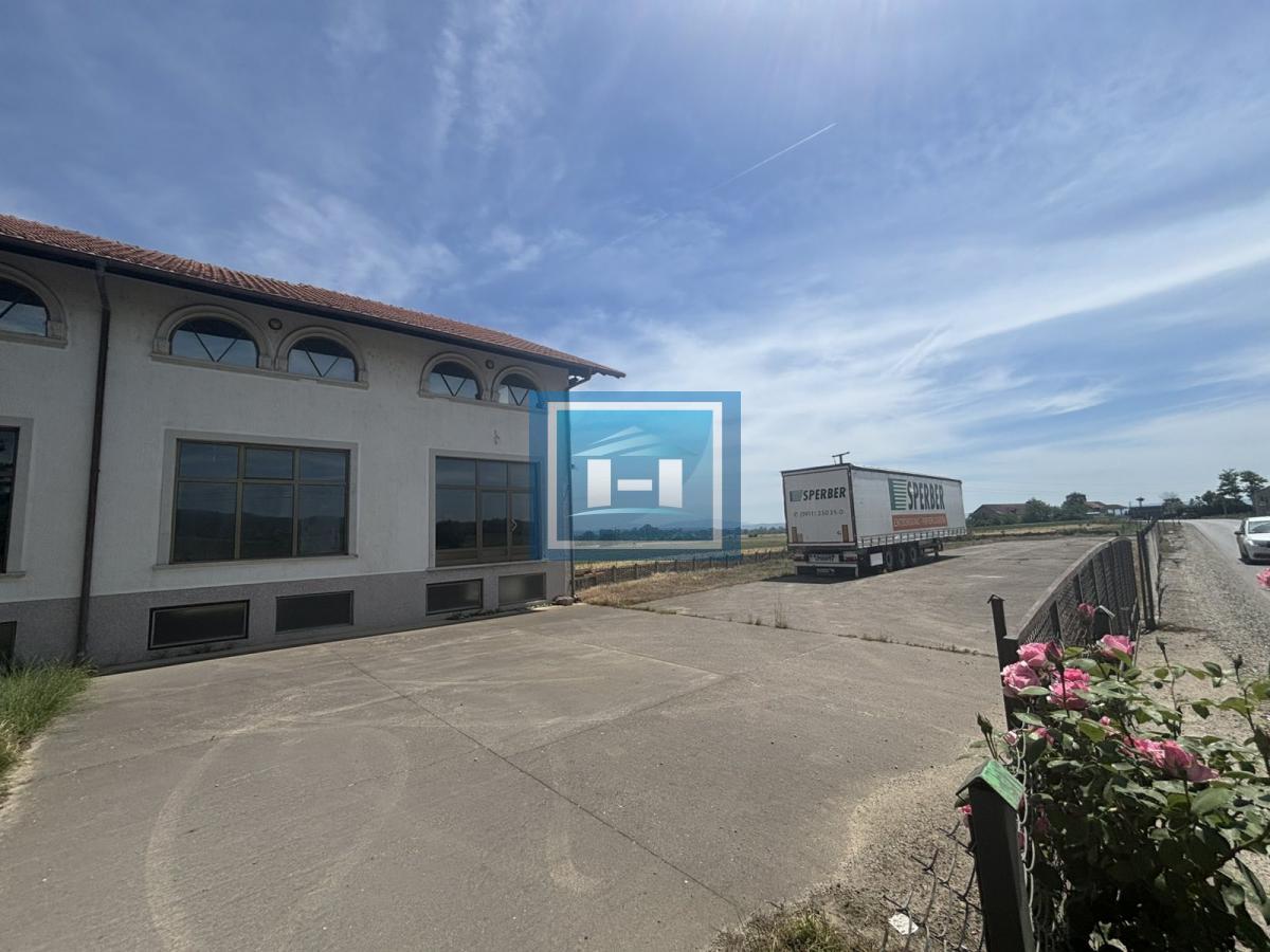 Hala od 1060m2 za izdavanje 4