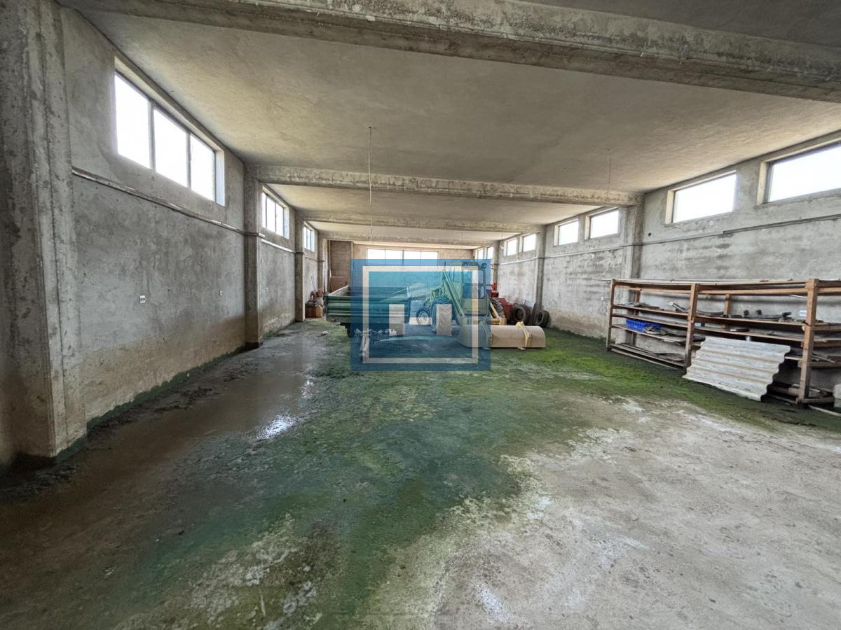 Hala od 1060m2 za izdavanje 9