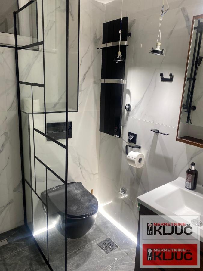 RAKOVAC, Kuća 154 m2 na placu  od 16 ari 42