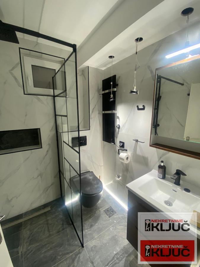 RAKOVAC, Kuća 154 m2 na placu  od 16 ari 43