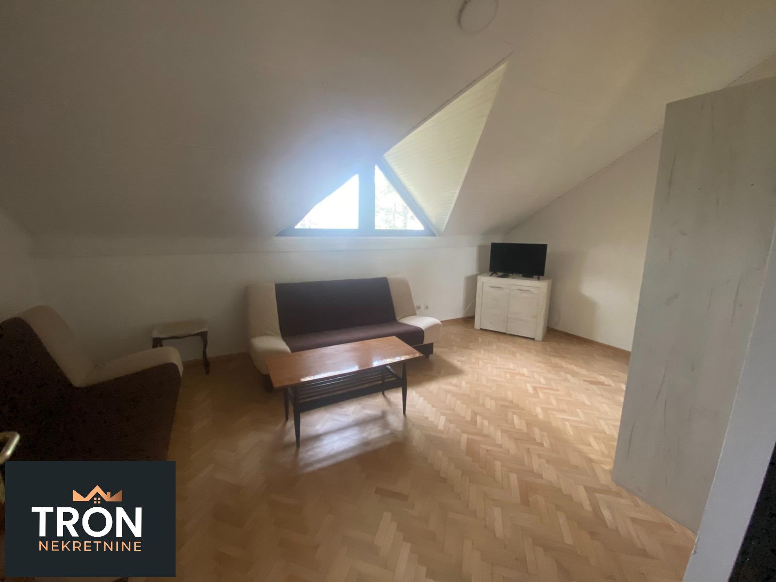 Vikend kućica apartmani u Borovoj šumi 3