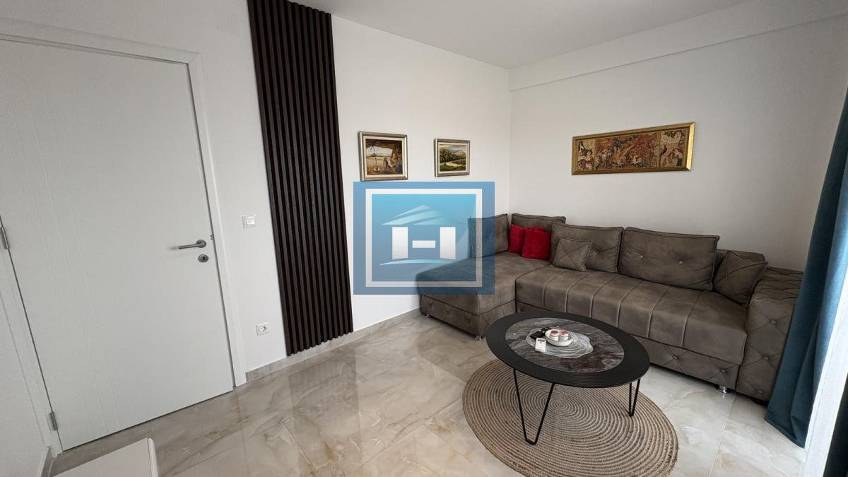 IZDAJE SE LUKSUZAN STAN U KOMPLEKSU CRNJANSKI – 45m² 2