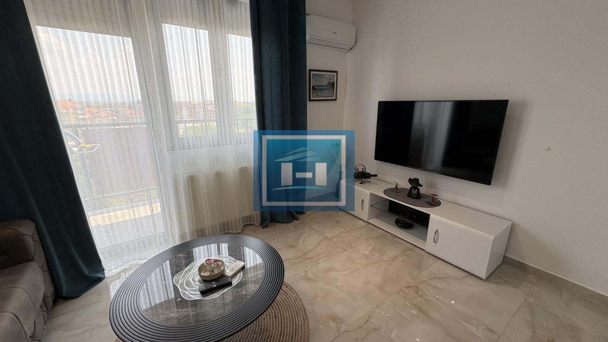 IZDAJE SE LUKSUZAN STAN U KOMPLEKSU CRNJANSKI – 45m² 6