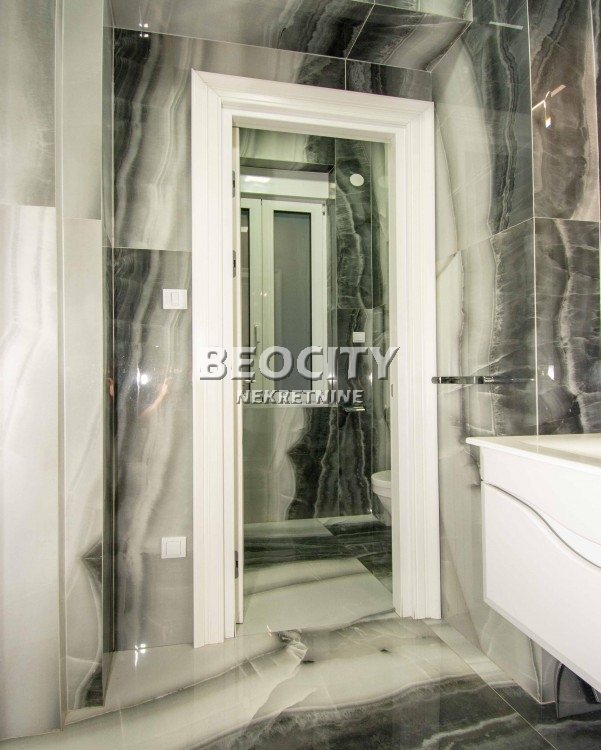 Petosoban stan, 150 m2, Centar, Kosovska ID: 119348 14