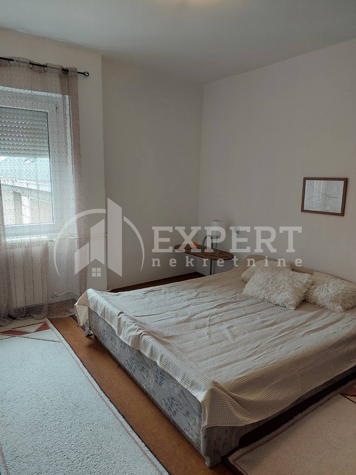Trosoban stan, 80 m2, Centar, Prvomajska ID: i-014202 6