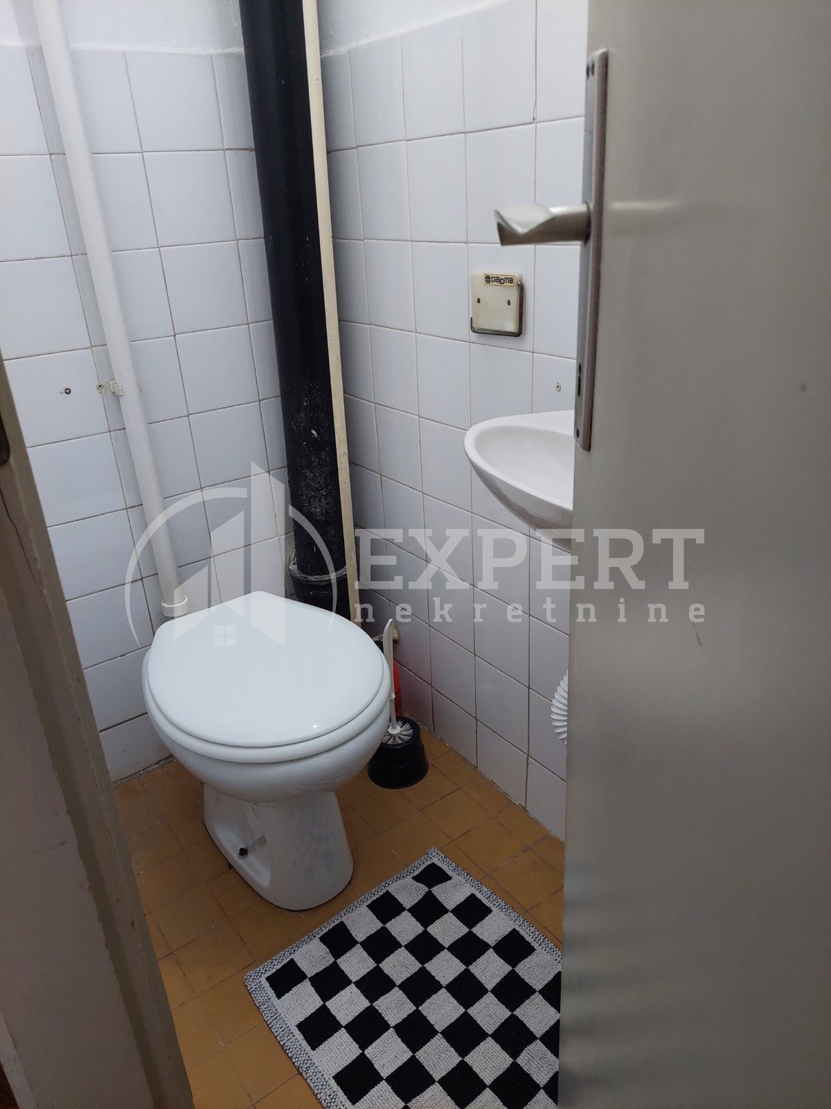 Trosoban stan, 80 m2, Centar, Prvomajska ID: i-014202 8