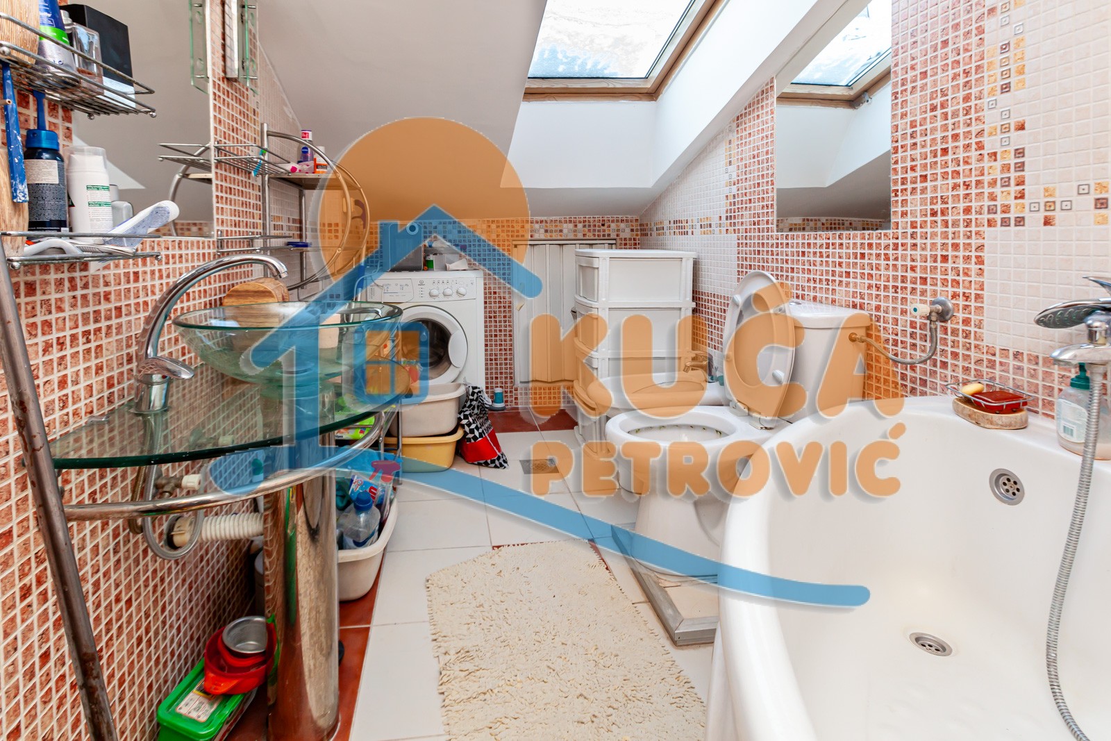 Trosoban stan, 85 m2, Čair, Tome Rosandića ID: p-014211 17