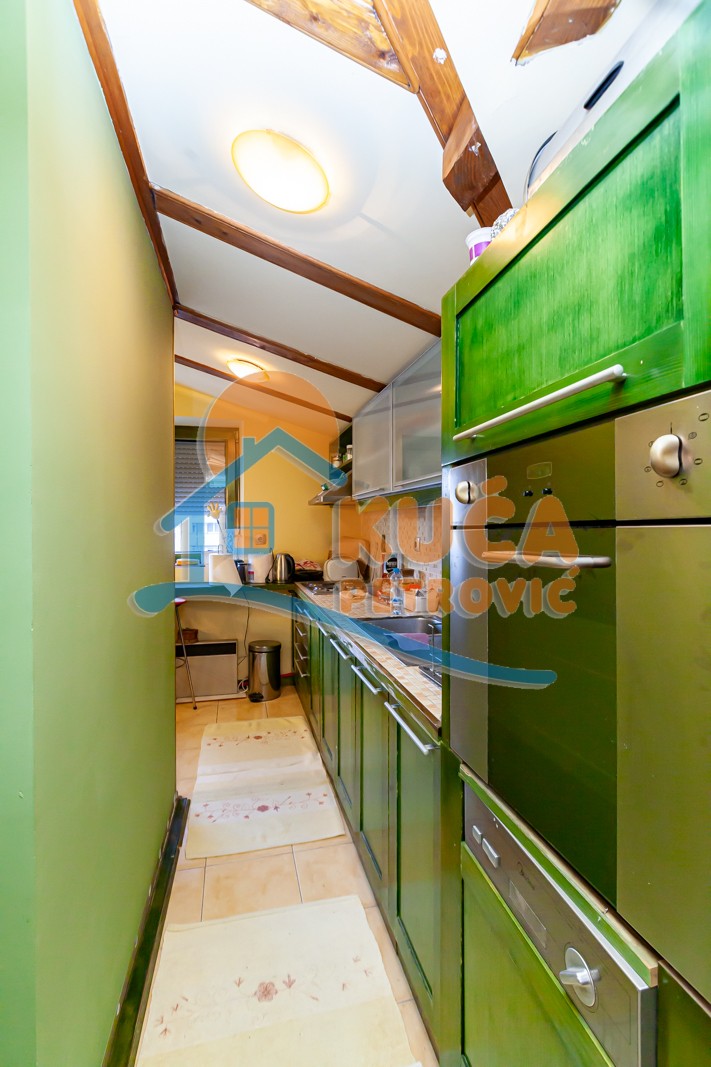 Trosoban stan, 85 m2, Čair, Tome Rosandića ID: p-014211 6