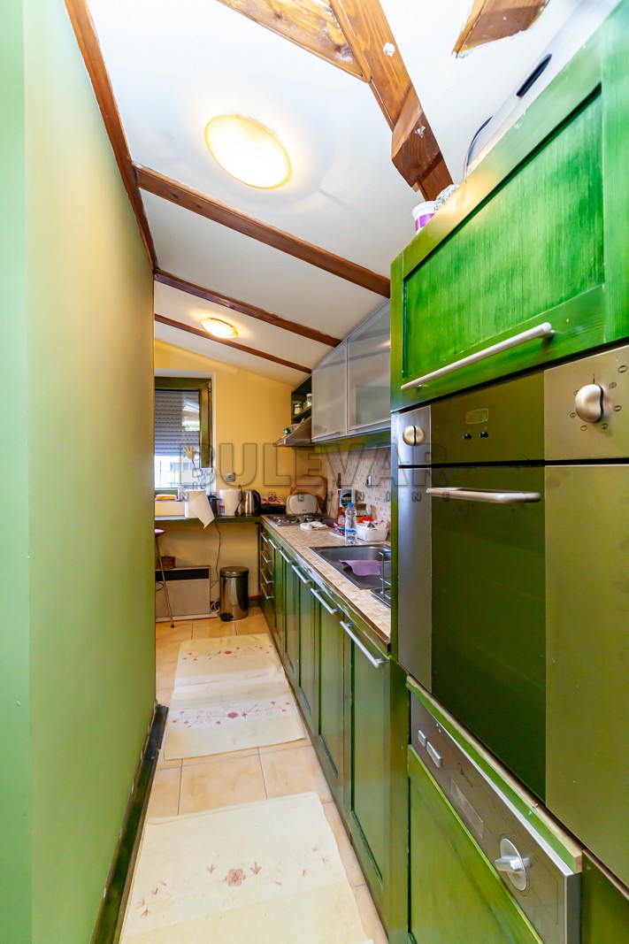 Trosoban stan, 85 m2, Čair, Tome Rosandića ID: p-014211 6