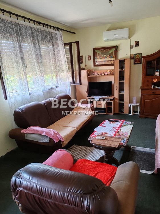 Trosobna kuća, 241 m2 ID: 119519 9