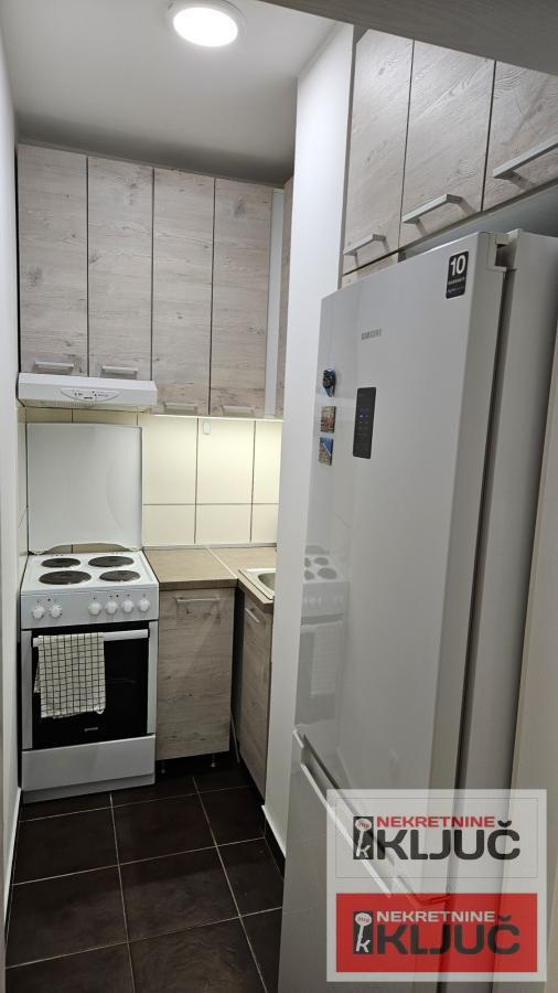 SOCIJALNO, 39m2, Jednoiposoban, Namešten 4