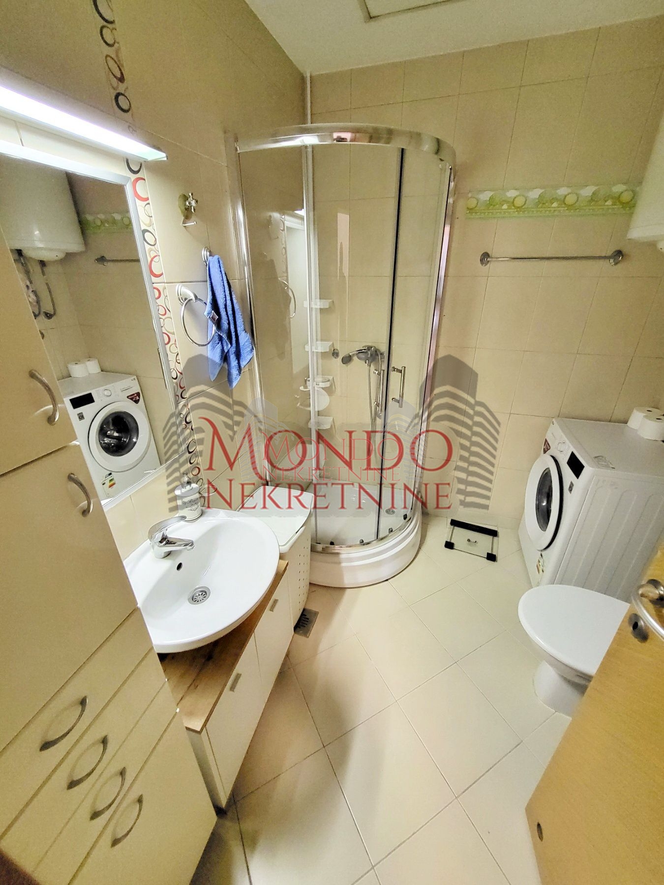 Jednoiposoban stan kod Filozofskog fakulteta 12