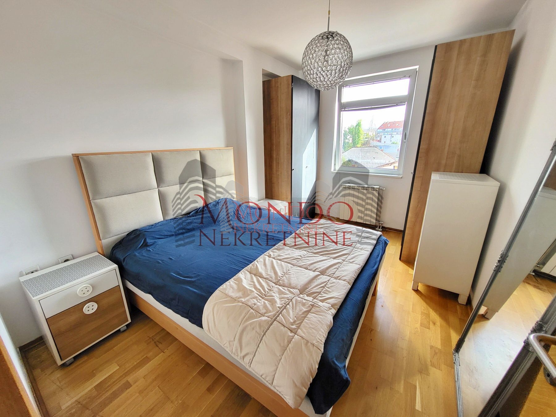 Jednoiposoban stan kod Filozofskog fakulteta 10