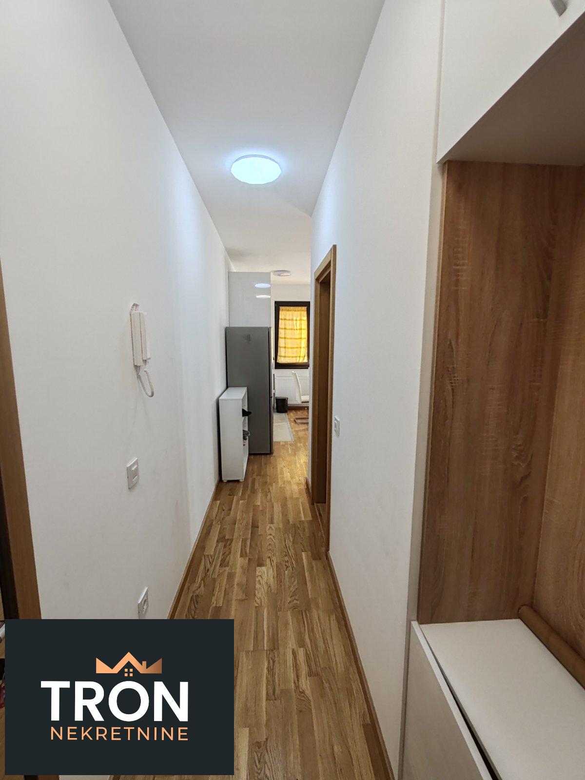 Jednosoban stan na prodaju na Zlatibru 69m2 5