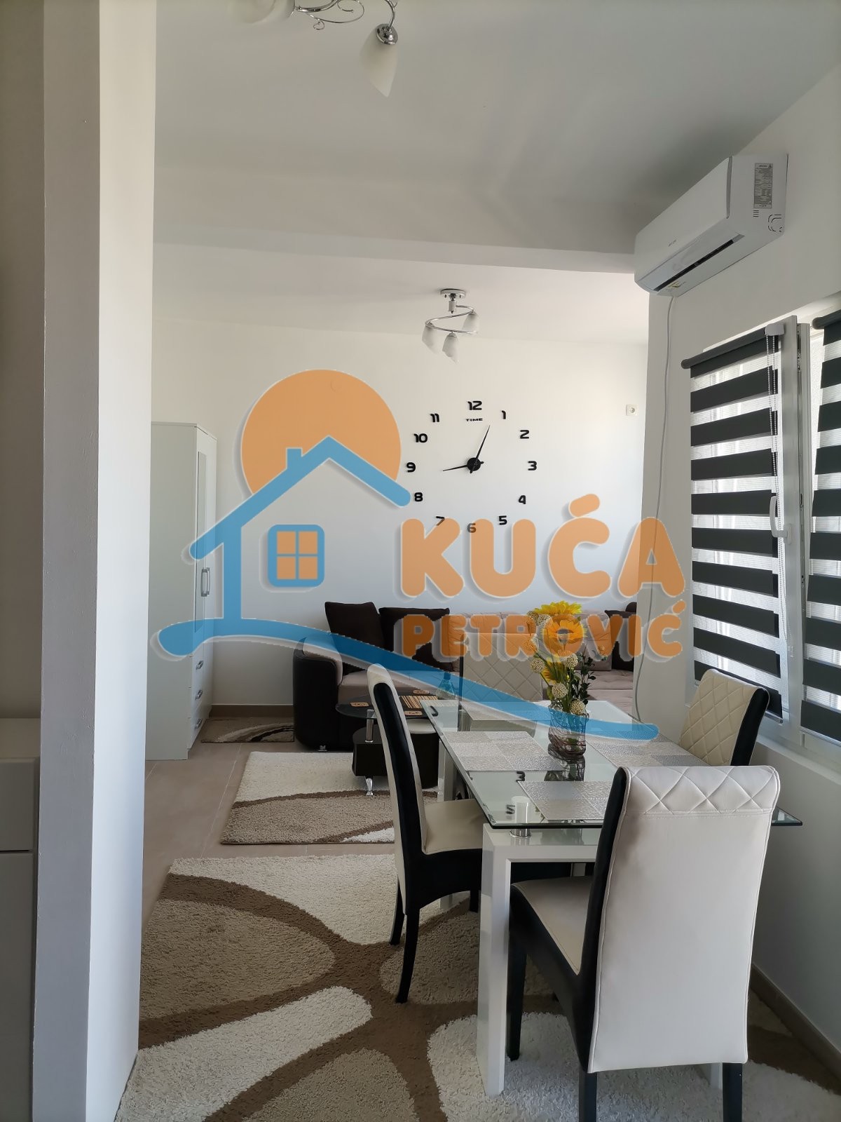 Jednosoban stan, 28 m2, Centar, Sinđelićev trg ID: i-06335 4