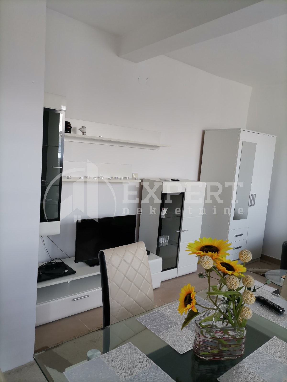 Jednosoban stan, 28 m2, Centar, Sinđelićev trg ID: i-06335 2