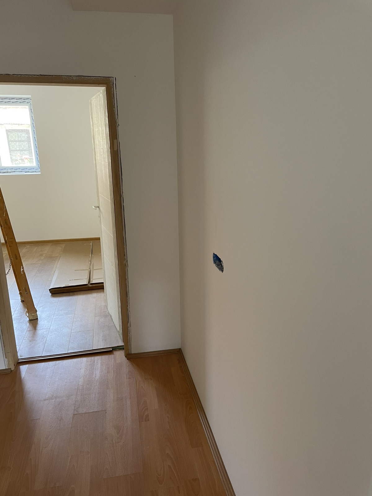 Izdajem dvosoban stan na Tosinom Bunaru 4