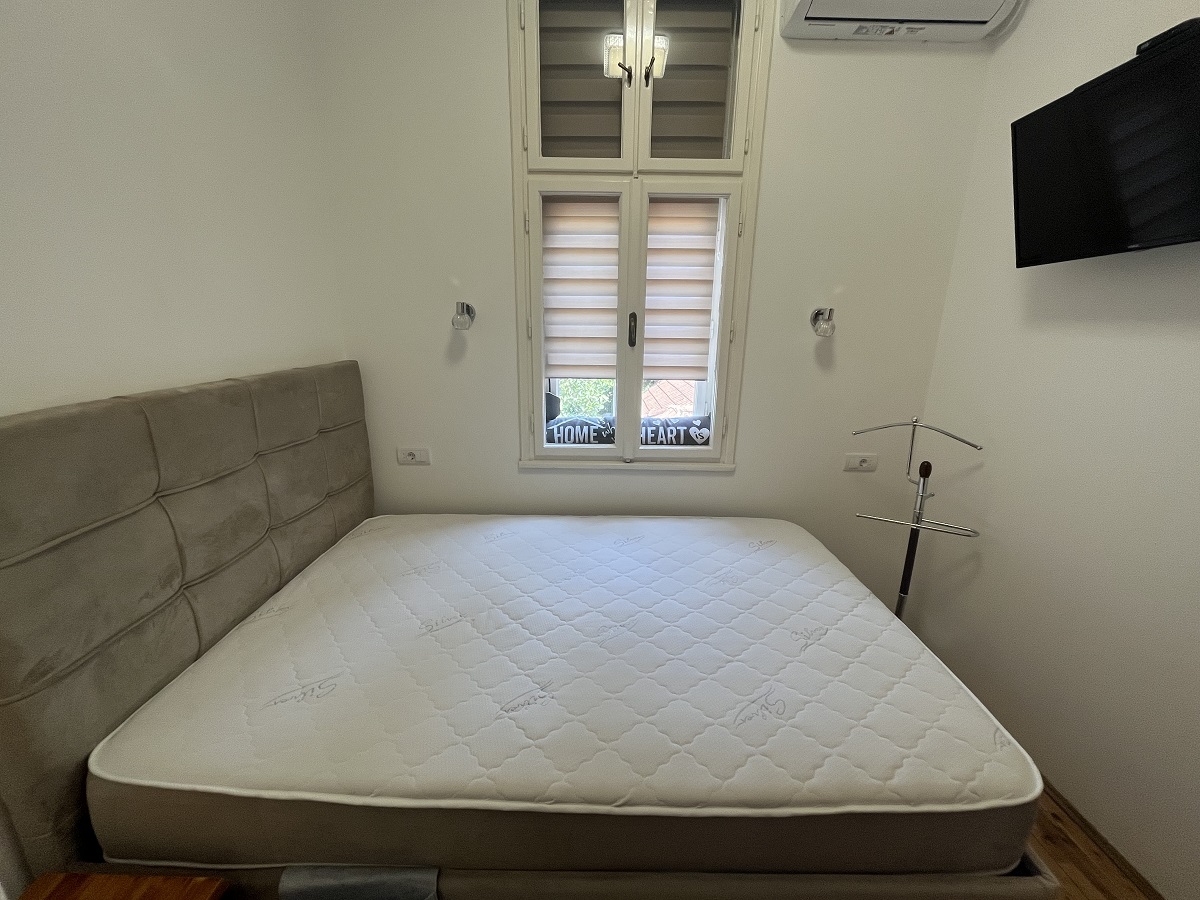 Izdajemo 1 5 stan kod Botaničke bašte  Cvijićeva 3