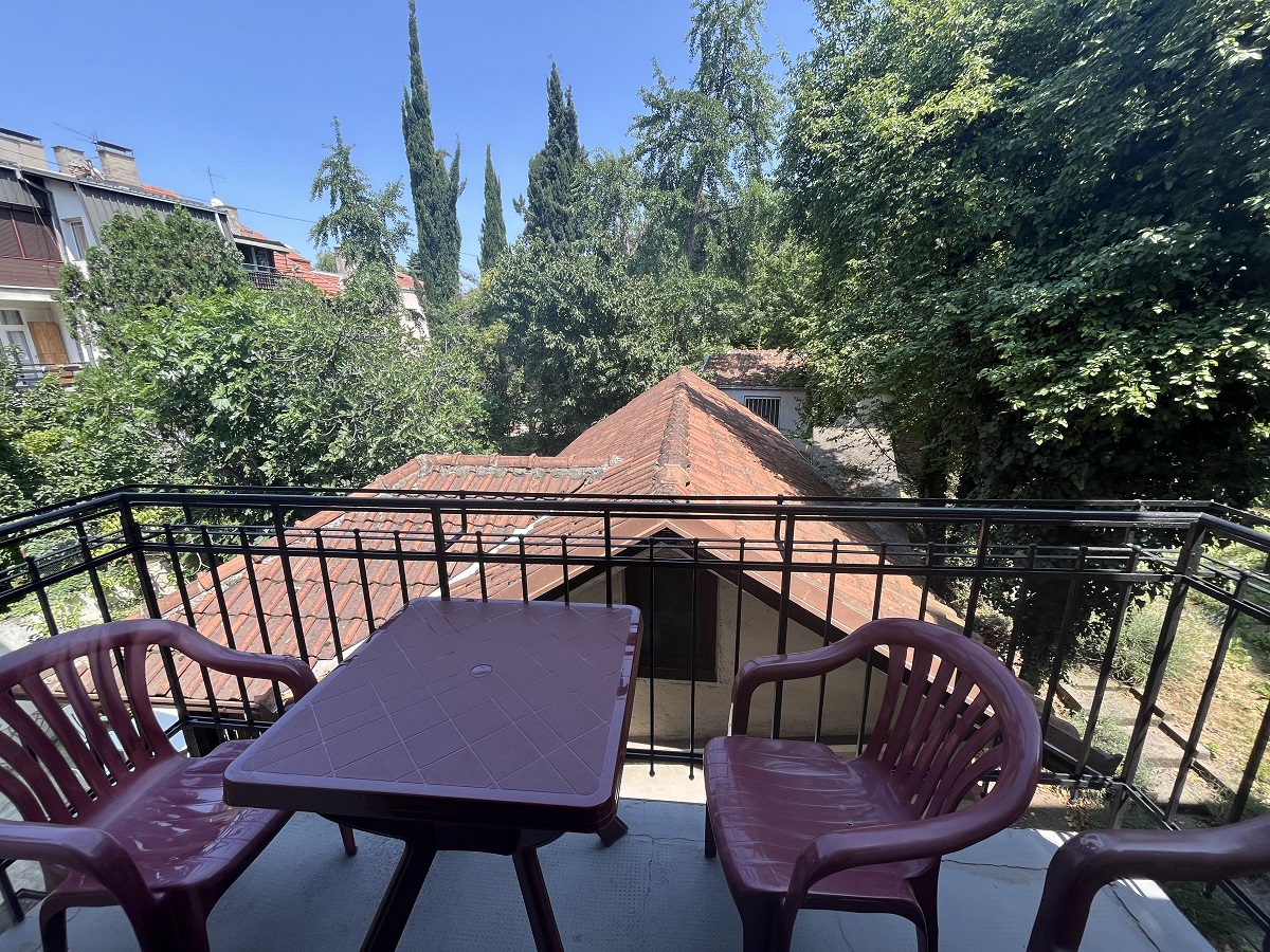 Izdajemo 1 5 stan kod Botaničke bašte  Cvijićeva 5